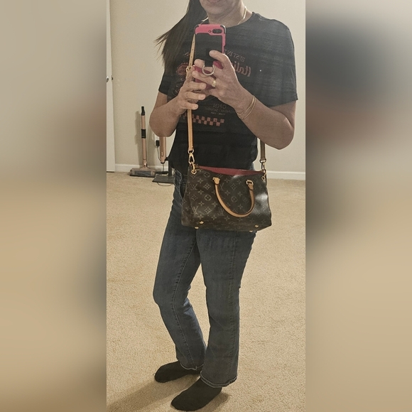 Louis Vuitton Pallas Monogram Canvas with Red Leather Trim - Picture 15 of 16